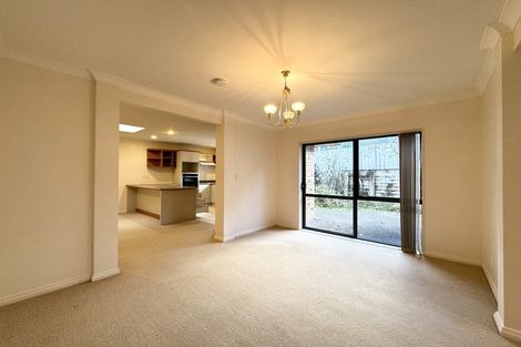 Photo of property in 4 Mackwell Road, Fairview Heights, Auckland, 0632