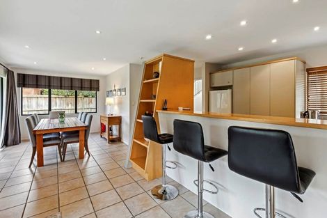 Photo of property in 6 Widdison Place, Albany, Auckland, 0632