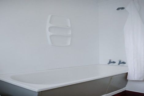 Photo of property in Oberon Flats, 48a Merton Street, Trentham, Upper Hutt, 5018