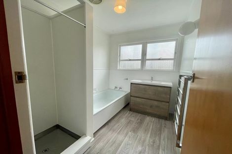 Photo of property in 18 Duke Avenue, Pukekohe, 2120