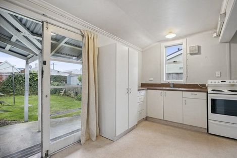Photo of property in 218 Oxford Street, South Dunedin, Dunedin, 9012
