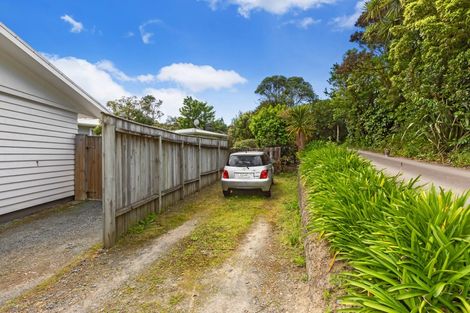 Photo of property in 169b Newlands Road, Newlands, Wellington, 6037