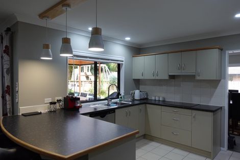 Photo of property in 7 Parkhaven Drive, Rosehill, Papakura, 2113