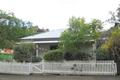 Photo of property in 26 Main Street, Hospital Hill, Napier, 4110