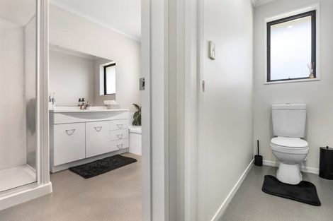 Photo of property in 47 Factory Road, Belfast, Christchurch, 8051