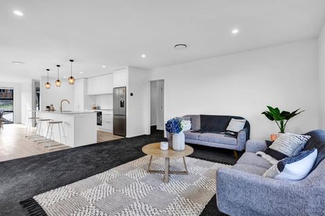 Photo of property in 8 Ponga Place, Highlands Park, New Plymouth, 4312