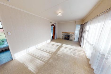 Photo of property in 6 Raglan Avenue, Cloverlea, Palmerston North, 4412
