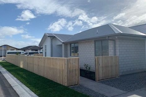 Photo of property in 10 Greenwich Street, Papamoa, 3118