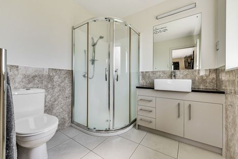 Photo of property in 20 Whitney Place, Rototuna North, Hamilton, 3210