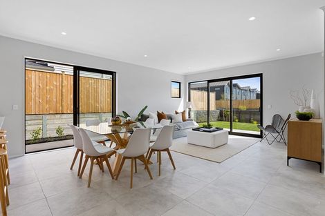 Photo of property in 29 Cambie Avenue, Red Beach, 0932