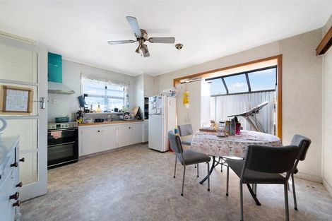 Photo of property in 45 Sturges Road, Henderson, Auckland, 0612