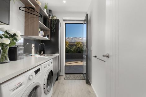 Photo of property in 45 Stratford Drive, Mount Pisa, Cromwell, 9383