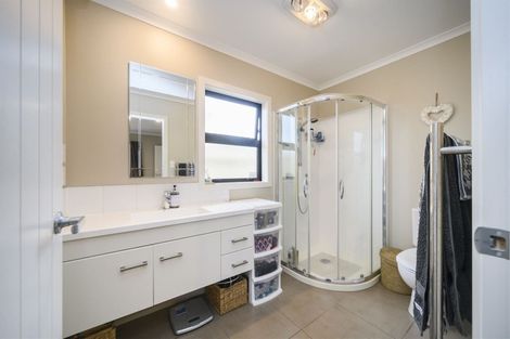 Photo of property in 116a Roy Street, Palmerston North, 4410