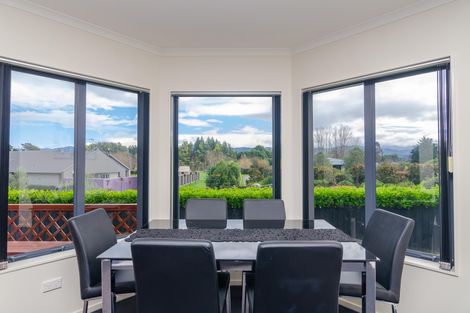 Photo of property in 5 Rexwood Estate, Carterton, 5713