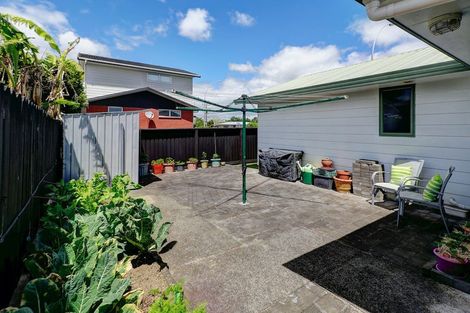 Photo of property in 1 Cottage Lane, Pukete, Hamilton, 3200