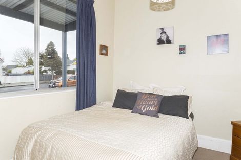 Photo of property in 7 Tennyson Street, Dannevirke, 4930