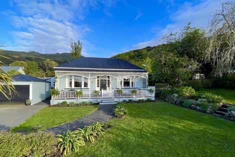 Photo of property in 140 Aramoana Road, Deborah Bay, Port Chalmers, 9082