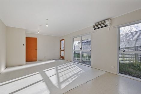 Photo of property in 30b Hooker Avenue, Bryndwr, Christchurch, 8053