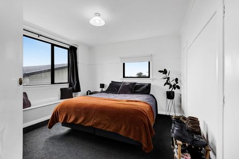 Photo of property in 3 Tupoki Street, Glen Avon, New Plymouth, 4312