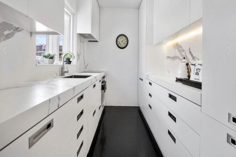 Photo of property in 105 Tamaki Drive, Mission Bay, Auckland, 1071