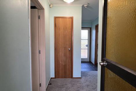 Photo of property in 121a Seabrook Avenue, New Lynn, Auckland, 0600