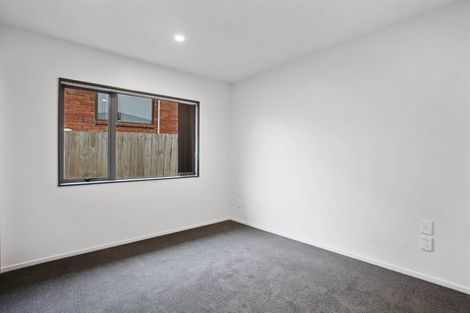 Photo of property in 8 Vino Cina Heights, Ranui, Auckland, 0612