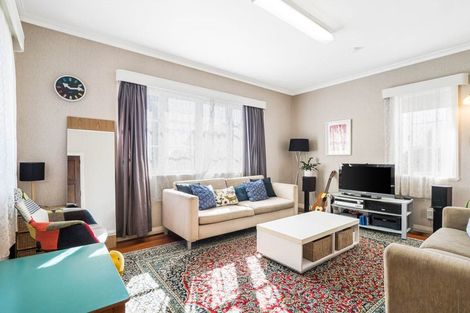 Photo of property in 213 Campbell Road, Greenlane, Auckland, 1061