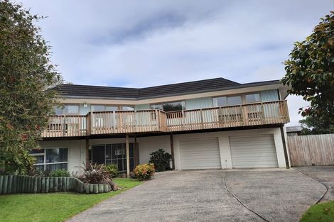 Photo of property in 7 Leewood Place, Pakuranga Heights, Auckland, 2010