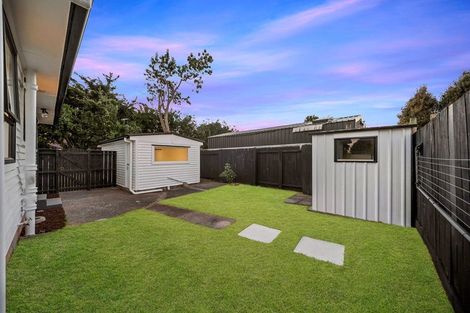 Photo of property in 1/3 Cross Street, Papakura, 2110