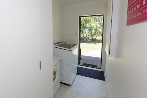 Photo of property in 233 Tatarariki Spur Road, Te Kopuru, 0391