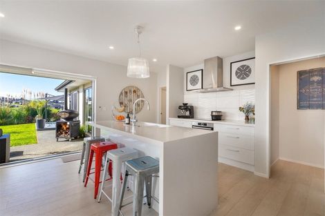 Photo of property in 37 Fairwater Road, Warkworth, 0910