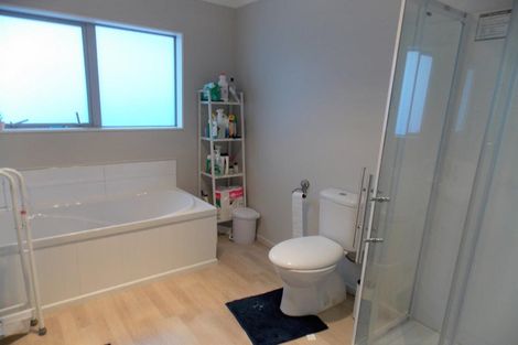 Photo of property in 2/368 Stokes Valley Road, Stokes Valley, Lower Hutt, 5019