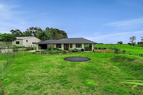 Photo of property in 2b Gossling Street, Okato, 4335