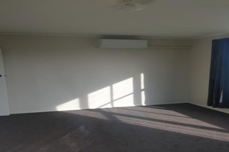 Photo of property in 143 Puriri Street, Castlecliff, Whanganui, 4501