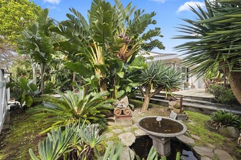 Photo of property in 22 Leaming Place, Clarks Beach, 2122