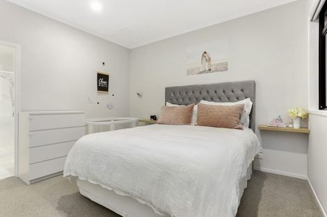 Photo of property in 23 Tuatua Road, Hobsonville, Auckland, 0616