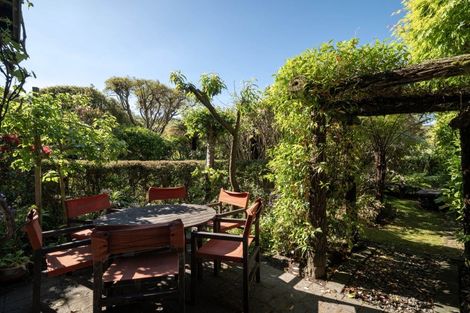 Photo of property in 5 Te Urunga Place, Acacia Bay, Taupo, 3330