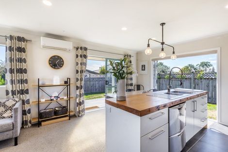 Photo of property in 4 Aubrey Crescent, Rainbow Point, Taupo, 3330