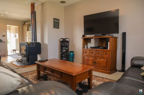 Photo of property in 13 Ohau Street, Dobson, Greymouth, 7805