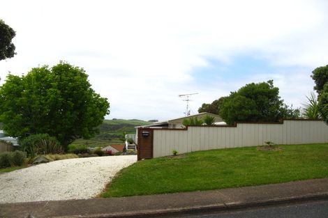 Photo of property in 32 Everard Avenue, Army Bay, Whangaparaoa, 0930