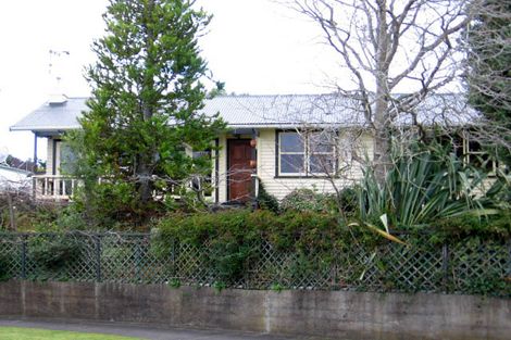 Photo of property in 4 Stoke Place, Awapuni, Palmerston North, 4412
