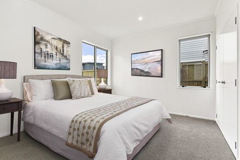 Photo of property in 18 Couldrey Crescent, Red Beach, 0932