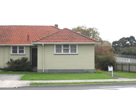 Photo of property in 103 Naenae Road, Naenae, Lower Hutt, 5011