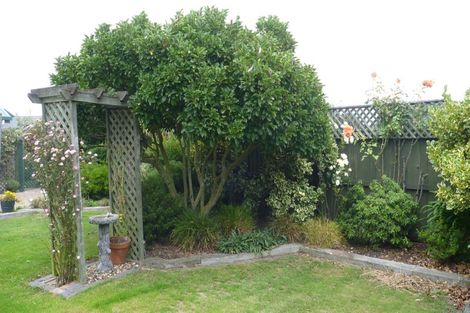Photo of property in 36 Castletown Place, New Brighton, Christchurch, 8083