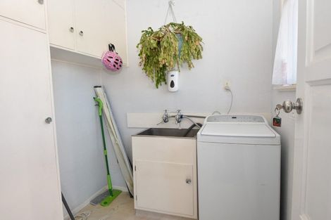 Photo of property in 11 Fairbrother Street, Carterton, 5713