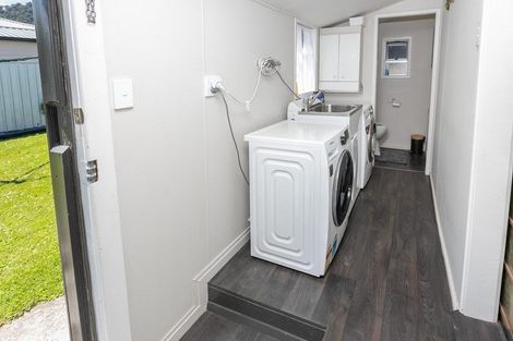 Photo of property in 31 Fox Street, Cobden, Greymouth, 7802