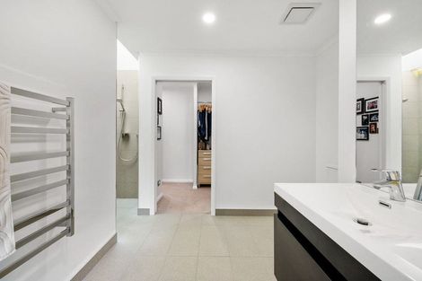 Photo of property in 6 Thirlwall Lane, Cambridge, 3495