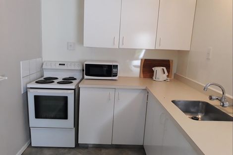 Photo of property in 203 Fitzherbert Avenue, West End, Palmerston North, 4410