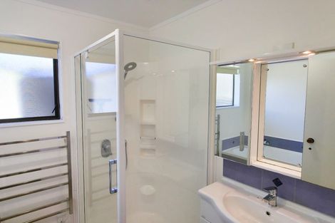 Photo of property in 13-17 Rimutaka Street, Paraparaumu, 5032