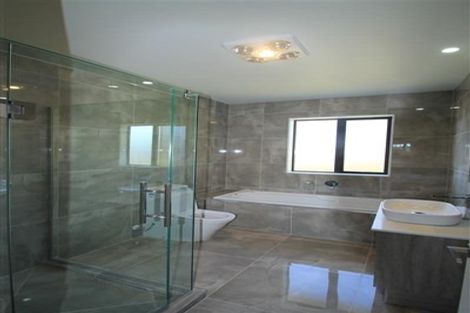 Photo of property in 8 Blewitt Court, Swanson, Auckland, 0614